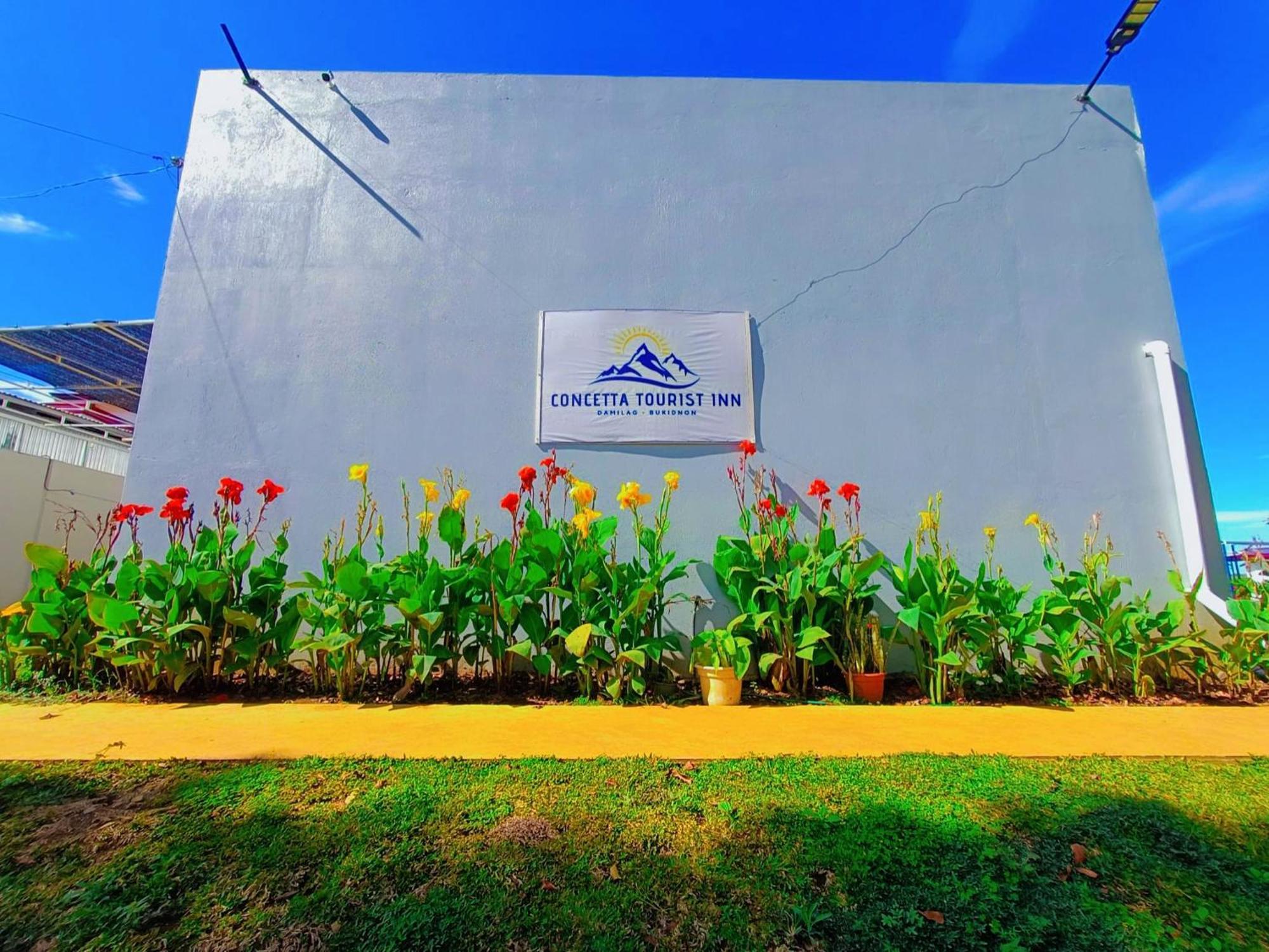Concetta Tourist Inn Manolo Fortich Exterior foto
